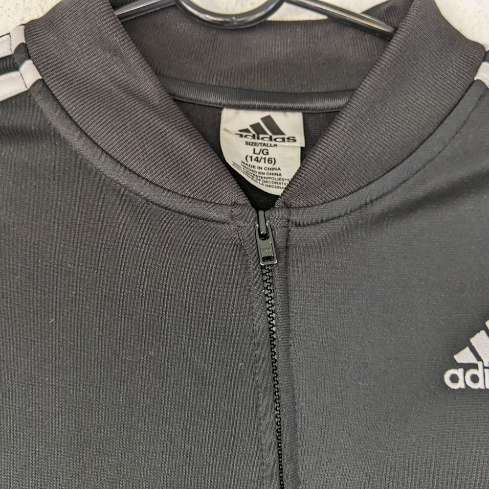 Adidas jacket - Picture 2 of 3